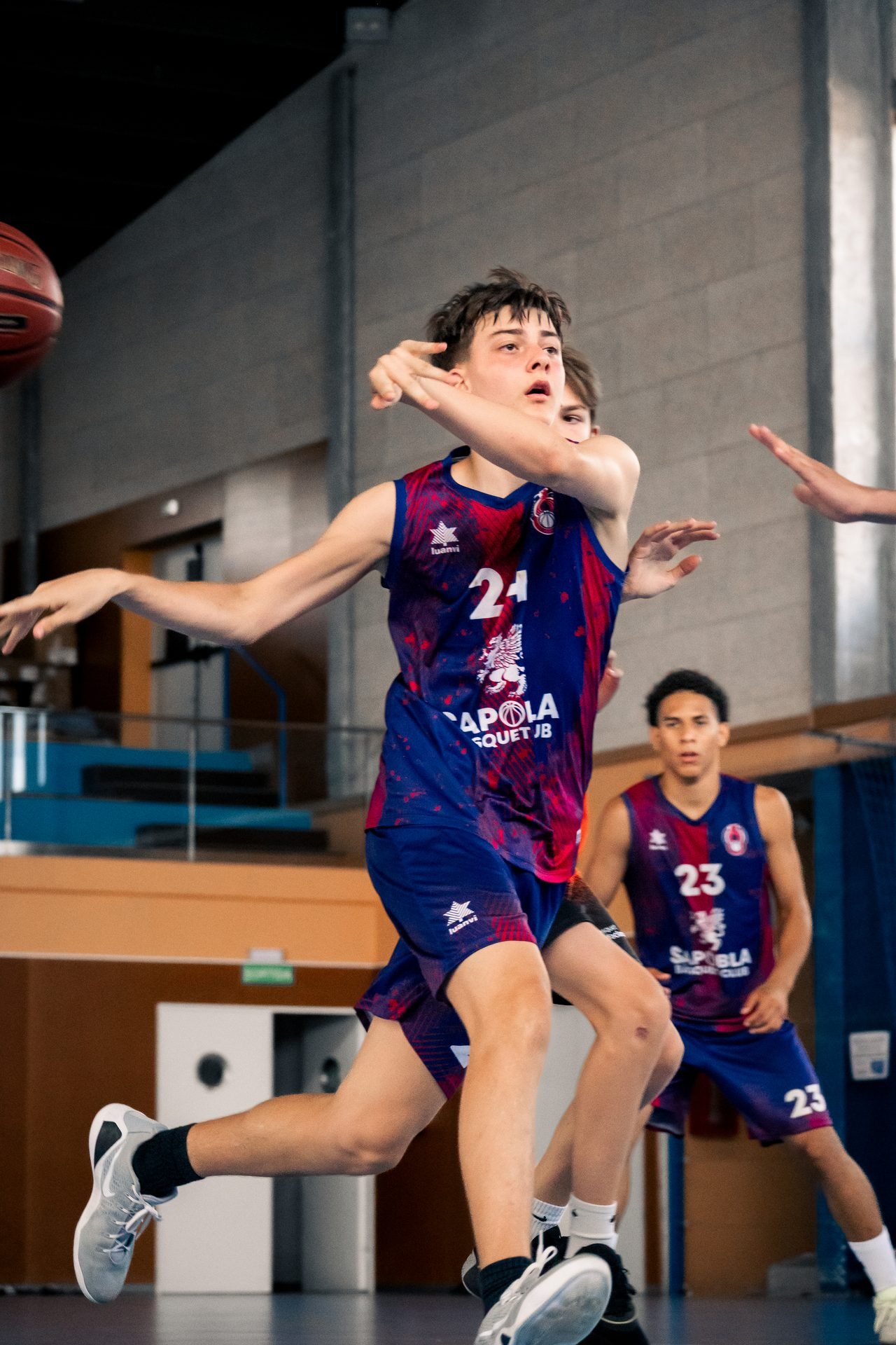 Pirineos Basket — foto 9
